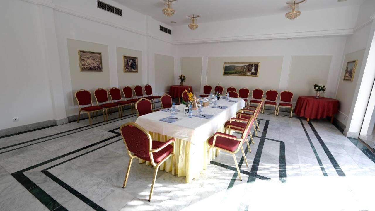 Falaj Daris Hotel 3*